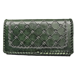 Leather women's Wallet , Minimalist Personalized Cowhide Hand Engraved Genuine Leather Coin Purse With Zipper and Card Slots, for Woman