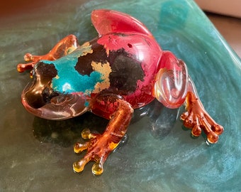 Decorative Resin Frog - Red, Green, Clear with river rocks