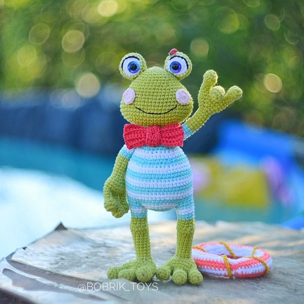 Frog Toad crochet pattern, cute green frog in clothes, Tommy the frog, amigurumi toy pattern, English pattern frog