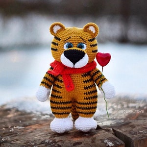PATTERN: Archi the Tiger - Crochet tiger pattern - amigurumi tiger pattern - crocheted tiger pattern - tiger toy - PDF crochet pattern