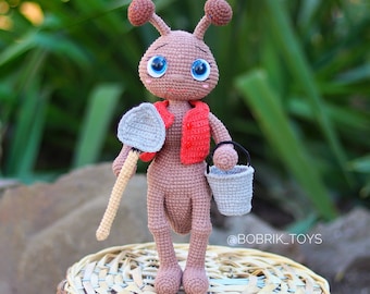 PATTERN: Gans the Ant - Crochet ant pattern - amigurumi ant pattern - crocheted ant pattern - PDF crochet pattern