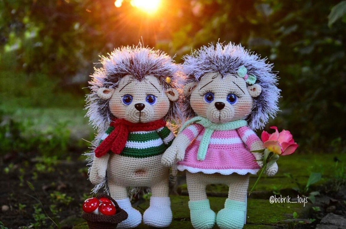 PATTERN:Hedgehogs - Crochet hedgehog pattern - amigurumi hedgehog pattern - crocheted hedgehog pattern - PDF crochet pattern