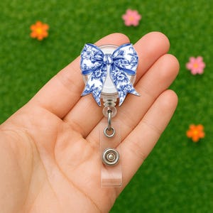 Chinoiserie Floral Bow Badge Reel, Bow Coquette ID Badge Holder, Nurse Teacher Badge Clip, Floral Work Accessory, Graduation Gift, Flower