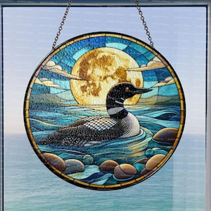 Loon Bird Sun catcher, Loon Bird Glass Window Decor, Loon Bird Ornament, Housewarming Gift, Loon Bird Lover Gift, Animal Lover