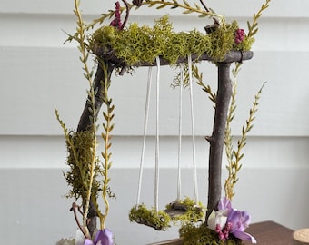 Columpio de hadas Bloom hecho a mano / Decoración de bosque en miniatura