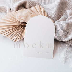Arch Invitation mockup, 5x7  invitation mockup, greeting card mockup, wedding mockup, arch wedding invite mockup, 5x7 mockup, paper mockup