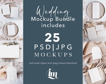 Peut inclure: Un collage de 25 maquettes d'invitations de mariage présentant différents styles et arrière-plans. Les maquettes présentent une variété de textures, telles que le tissu, le bois et le papier. Le texte "Wedding Mockup Bundle includes 25 PSD JPG MOCKUPS" est affiché en blanc sur un fond bleu.