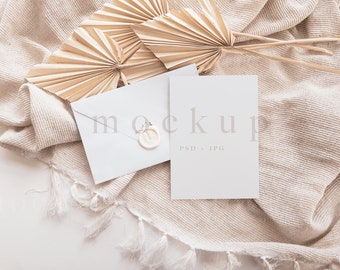 Invite and envelope mockup, Stationery mockup, 5x7 Card mockup with envelope, wedding mockup, Invitation mockup, Greeting card mockup, 0010
