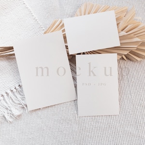 Einladungsset Mockup, Hochzeitssuiten-Mockup, Hochzeitsmockup, 5x7-Karten-Mockup, Antwortkarten-Modell, Elegantes Papier-Mockup 0010