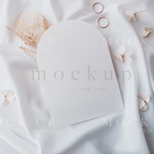 Arch card mockup, Minimalist Wedding mockup, Wedding Invitation mockup, 5x7 card mockup, Arch invite mockup, wedding suite mockup, psd 0018