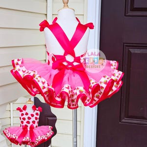 Strawberry Birthday Tutu, Sweet One, Toddles Tutu outfit, Birthday tutu, Kid&#39;s Tutu with Name, Birthday Tutu with shirt, Kid&#39;s custom tutu