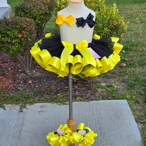 Yellow and Black Tutu, Bumble Bee costume, Halloween Costume toddles tutu, Black Tutu set, Tutu with shirt, Kid&#39;s custom tutu set