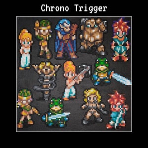 Puede incluir: Una imagen de arte de píxeles de personajes del videojuego Chrono Trigger. Los personajes están dispuestos en una cuadrícula sobre un fondo negro. Los personajes incluyen un personaje femenino con cabello rubio, un personaje masculino con cabello castaño, un personaje femenino con cabello rojo, un personaje masculino con cabello azul, un personaje masculino con cabello verde, un personaje femenino con cabello morado, un personaje masculino con cabello castaño, un personaje femenino con cabello rubio, un personaje masculino con cabello rojo y un personaje masculino con cabello verde.