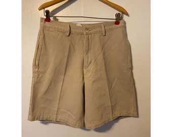 Vintage Men’s Made in the USA GUESS American Khaki Shorts Size 31