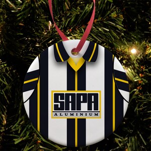 Notts County Home 1996 Retro Shirt Kit Weihnachtsbaum Dekoration Kugel Flache Keramik tolles Weihnachtsgeschenk