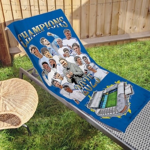 Leeds Utd Champions 2025 Beach Towel Top Quality Great Gift For Whites Fans Unofficial Perfect For Summer Holidays Printed In The UK