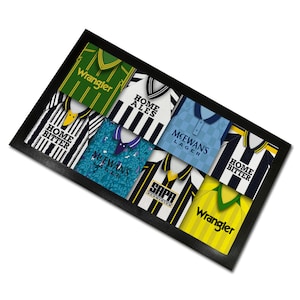 Notts County Classic Shirts Retro Home & Away Shirts Kit Montage Bar Runner Großes Geschenk Gedruckt in den UK Fußball Geschenke