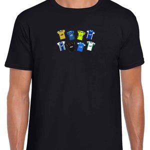 Wigan Athletic Retro Kits Erwachsene Unisex Schwarz T-Shirt Tshirt Tee | Tolles Geschenk für Wigan Fans | Auswahl der Größen | Retro T-Shirt T-Shirt