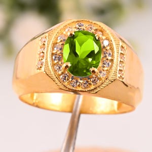 Peridot Sterling Silver Men&#39;s Ring: Art Deco Green Gemstone