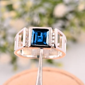 Men&#39;s London Blue Topaz Ring: Handmade Sterling Silver Art Deco Style