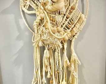Large Vintage Dreamcatcher Macrame Wallhanging