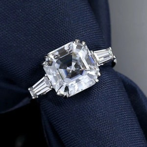 Asscher Cut 3.00Ct Lab-Created Diamant Verlobungsring: Sterling Silber Drei Stein Ehering