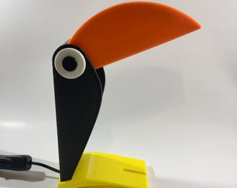 3D printed toucan lamp