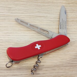 Navaja suiza Victorinox Cheese Kasemesser con cierre deslizante