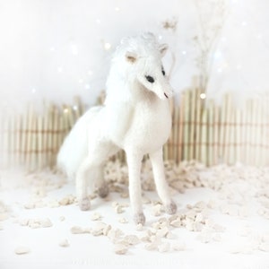 White horse Home and Living Home Decor Ornaments  Soft Horse Sculpture Farmyard Decoration Pretty Horse handmade soft gift custom made horse