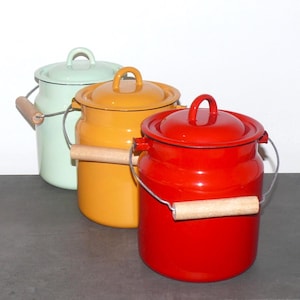 Emaille Tragekanne | 3,3 Liter | ein Hauch von Vintage und Nostalgie | Milchkanne, Komposteimer für Bio-Abfälle, Deko | Herkunft: Ukraine