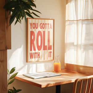 Lámina artística musical retro Giclée «Roll with It» / Arte mural indie / Decoración para el hogar divertida y nostálgica / Tamaños A4 a A2 / Impresa en el Reino Unido / Embalaje ecológico