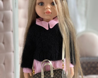 Une poupée aux longs cheveux blonds et aux yeux gris dans des vêtements à la mode, Paola Reina 32 cm, cadeau pour fille, cadeau de Noël