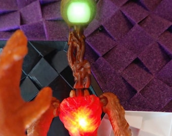 Light Head - Articulated Figure | Trevor Henderson | Glow-in-the-Dark Light Bulb | Horror Creature 22cm tall or Over 9 inches