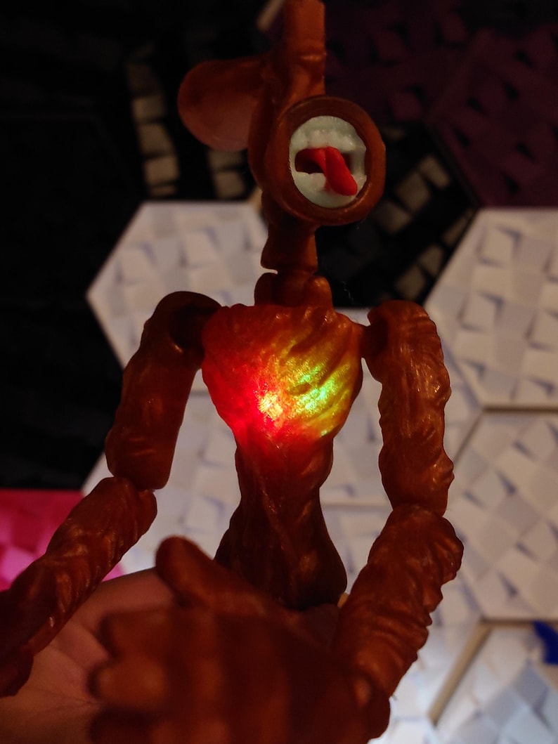 Roblox Siren Heads Doll - Articulated and glow in the dark, 22cm high or over 9 inches tall with LED image 15