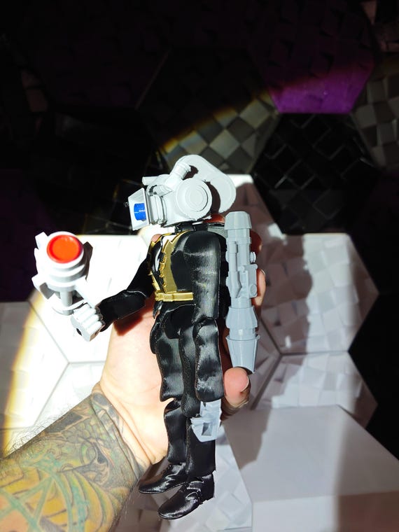 cameraman様 Skibidi Toilet Cameraman Large | Articulated Toy Over 22cm