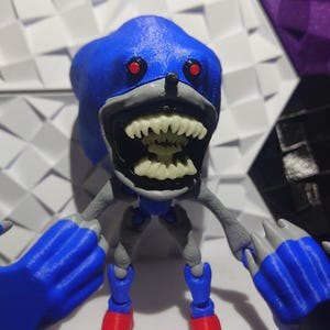 Shin Super Sonic Large 8" tall, 13" long Articulated Fidget toy glow in the dark Shin metal sonic