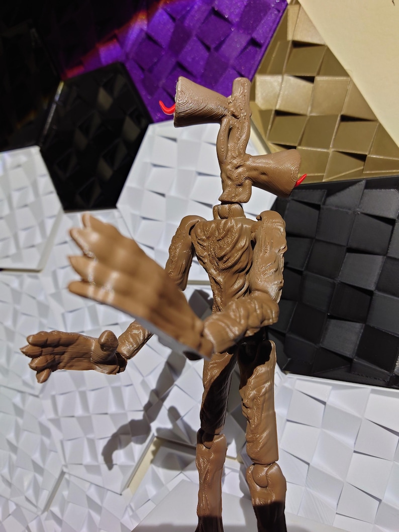 Roblox Siren Heads Doll - Articulated and glow in the dark, 22cm high or over 9 inches tall with LED image 10