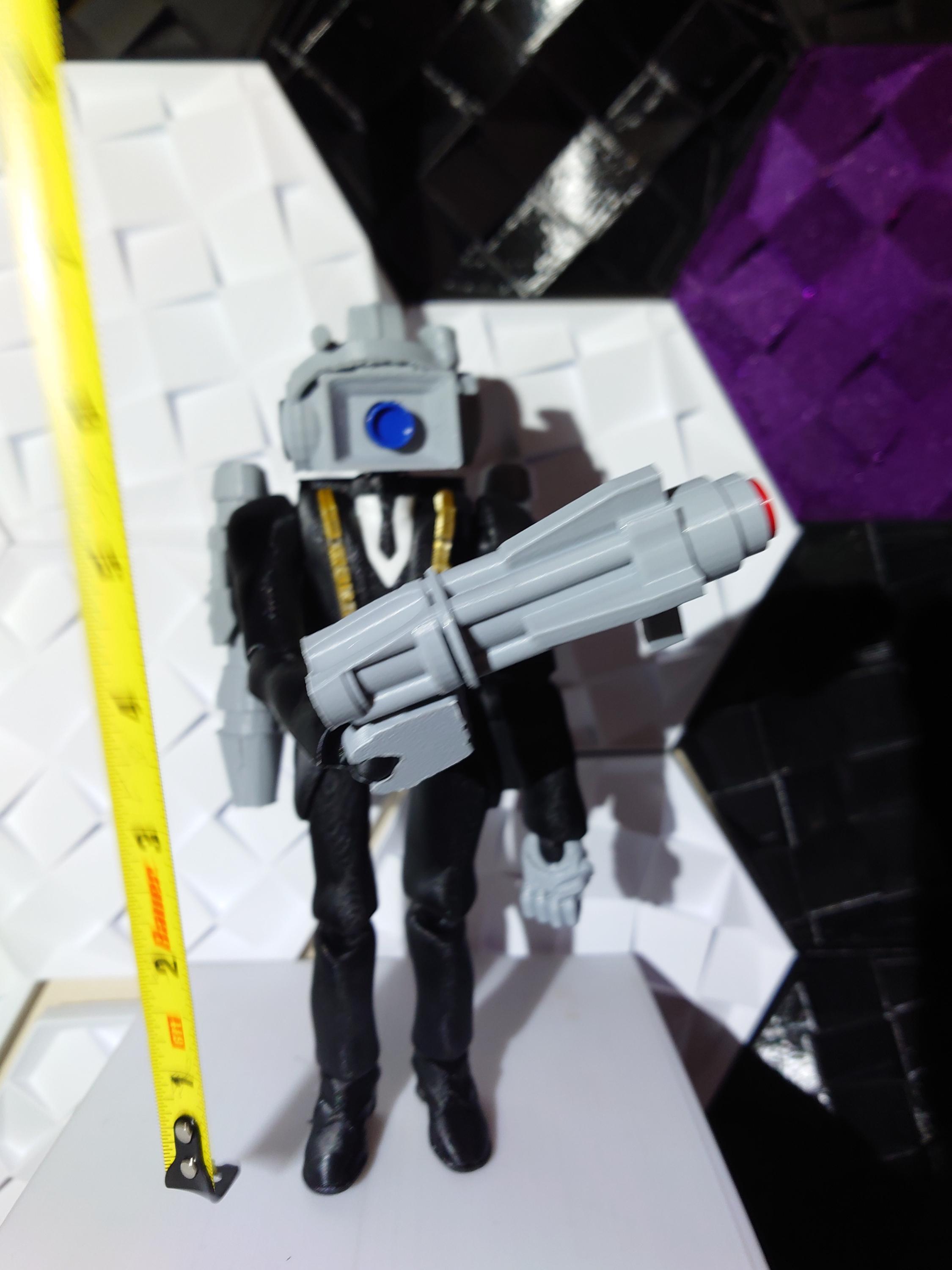 Skibidi Toilet Cameraman Large | Articulated Toy Over 22cm