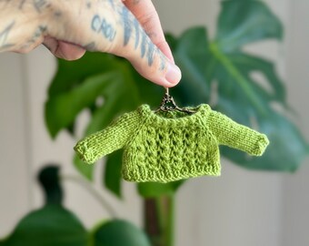 DIGITAL PATTERN sweater 4 knitting pattern for frog and dolls (5.3inches)