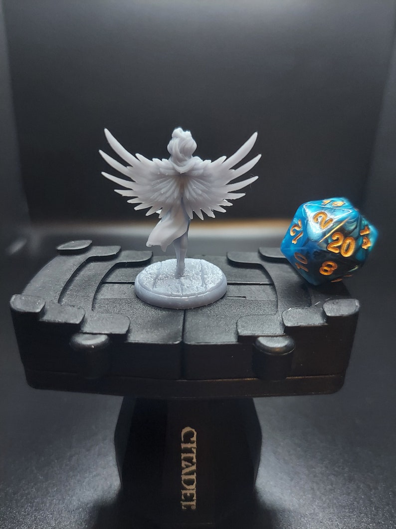 Figurina Critical Role: miniature non verniciate - Mago um... Wizkids nel