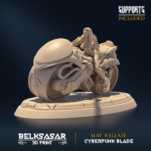 Female Cyberpunk Miniature for dungeons and dragons and ttrpg miniature | Aeon Runner B | Dungeons and Dragons miniature sci fi miniature