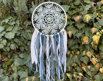 Blue dreamcatcher, Crochet dreamcatcher, Dreamcatcher art, Kid dreamcatcher