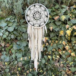 Beige dreamcatcher, Wedding dreamcatcher, Crochet healing mandala