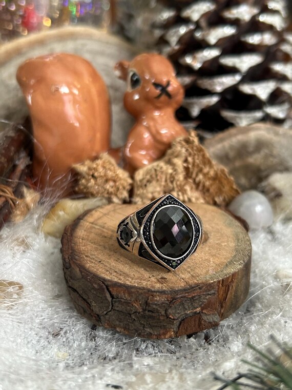 925 Sterling Stunning Faceted Onyx Ring