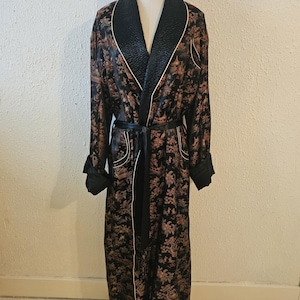 1950s Oriental Brocade Lounging Robe