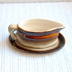 Molheira vintage de cerâmica com pires - Beauce Ceramics, Quebec - Philippe Lambert - década de 1970