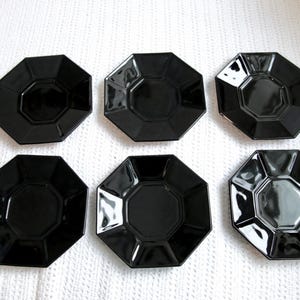 Vintage plates and saucers, Octime Arcoroc Luminarc, in black glass, from France