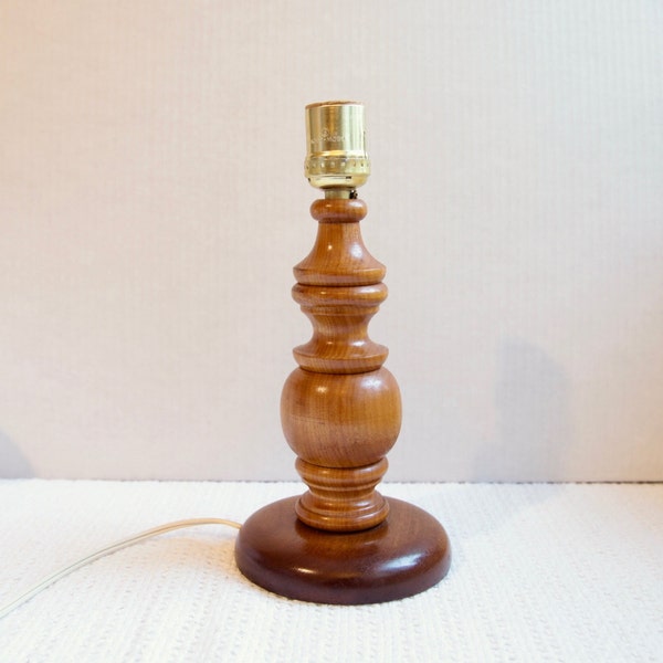 Pied de lampe en bois vintage - en bois tourné style rustique