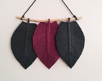 Small macrame leaf wall hanging, macrame feather wal decor,modern macrame wall art,handmade gifts, gift for mom, mothers day gift, mama gift