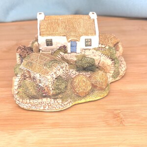 RARE Ballykerne Croft Miniature House: Lilliput Lane Collectible Cottage Figurine Pristine Condition